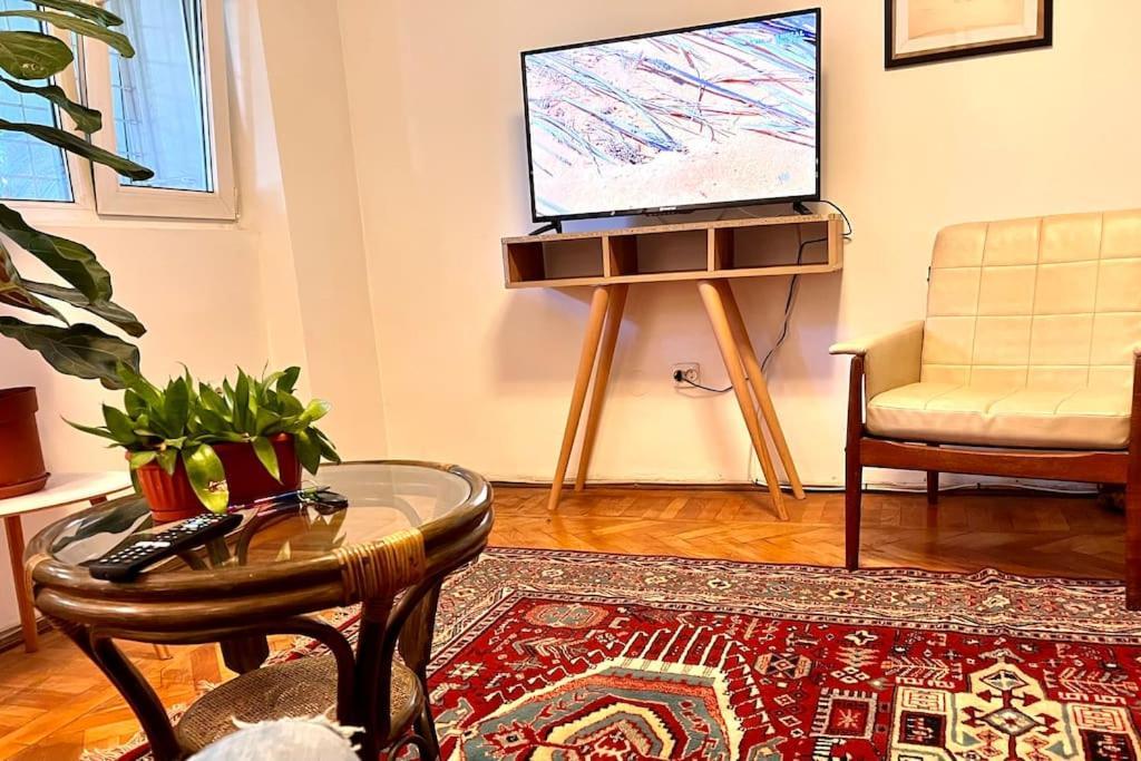 بوخارست Carpe Diem, Cismigiu Gardens المظهر الخارجي الصورة